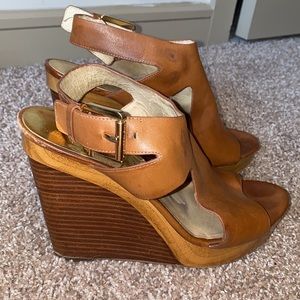Michael kors brown wedges